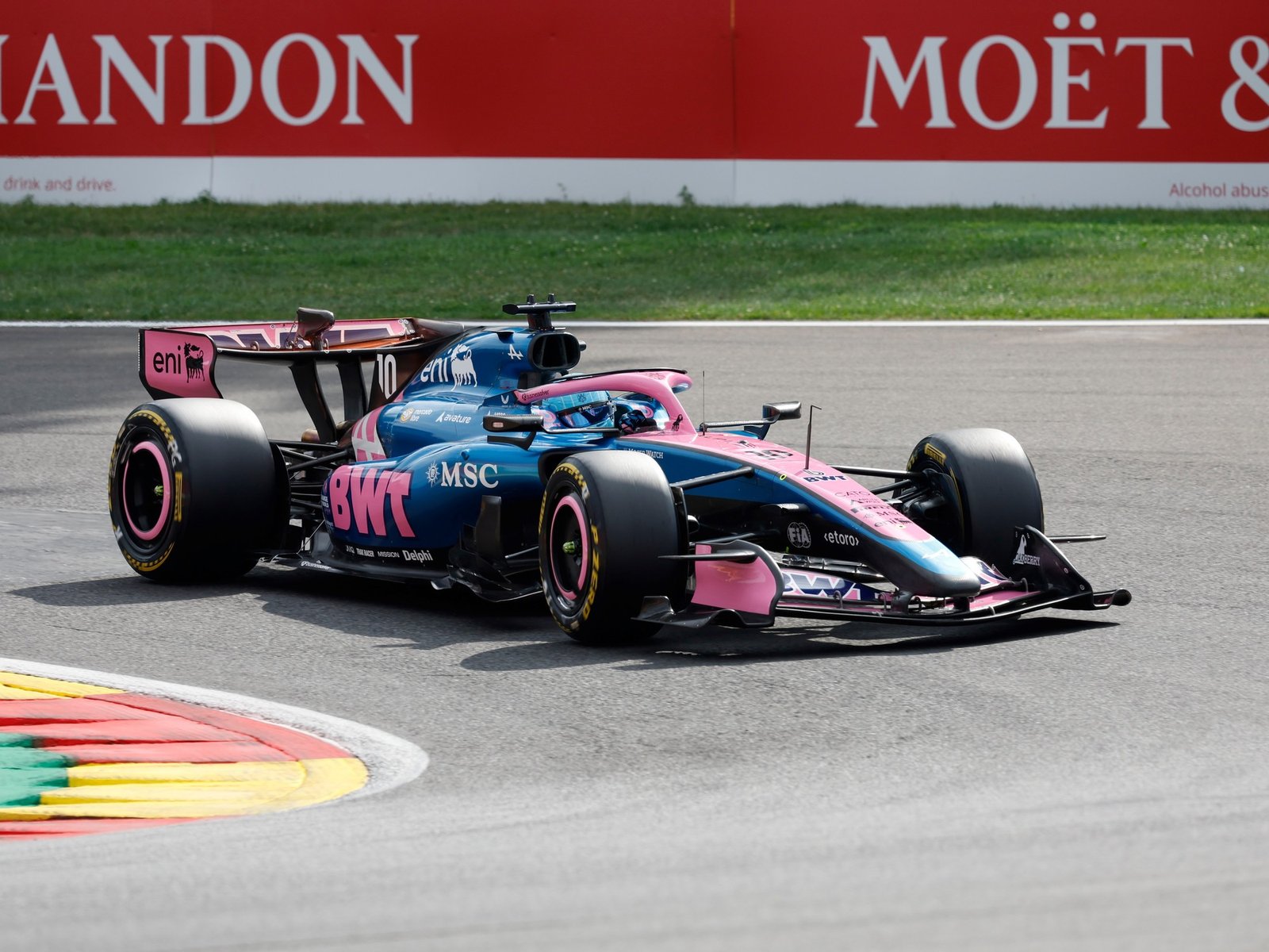 Colapinto fue séptimo en la mejor FP2 de la temporada y Pierre Gasly destrozó su auto en el GP de Bélgica