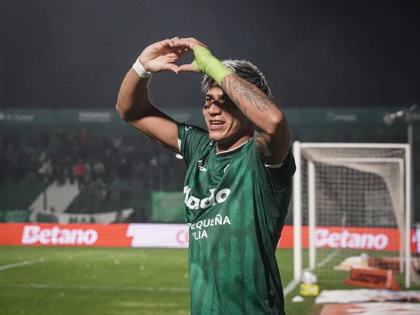 Con clase y a colocar: así fue el primer gol del Torneo Clausura :: Olé