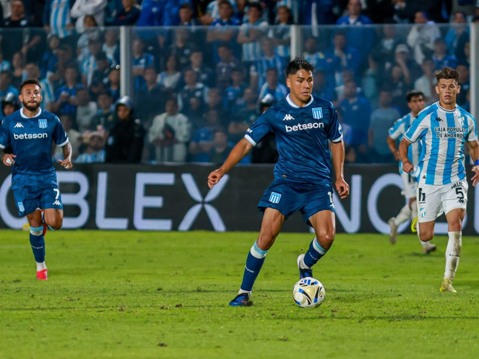 Dónde se entrena Damián Pizarro en Racing y por qué está trabada su salida :: Olé