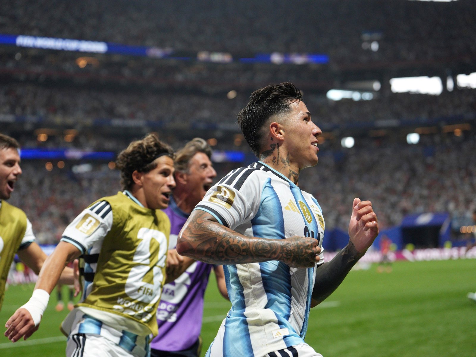 El agónico gol de Enzo Fernández con el que Argentina le dio vuelta el partido a Egipto