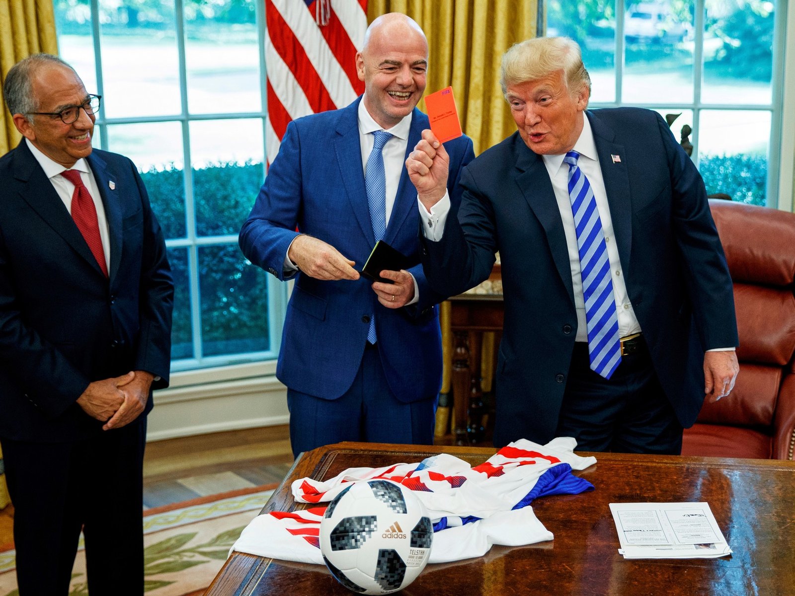 El principal asesor de Infantino renunció como protesta al proyecto de la FIFA: "No puedo quedarme de brazos cruzados" :: Olé