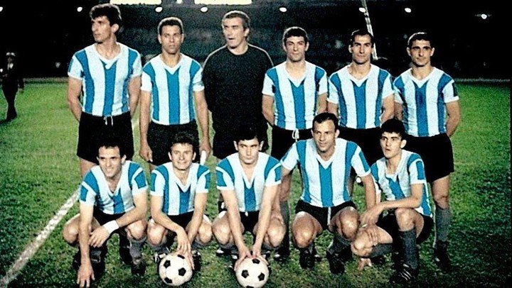 Argentina se quedó con la Copa de las Naciones de 1964 tras ganarle a Brasil, Portugal e Inglaterra. Foto: Archivo