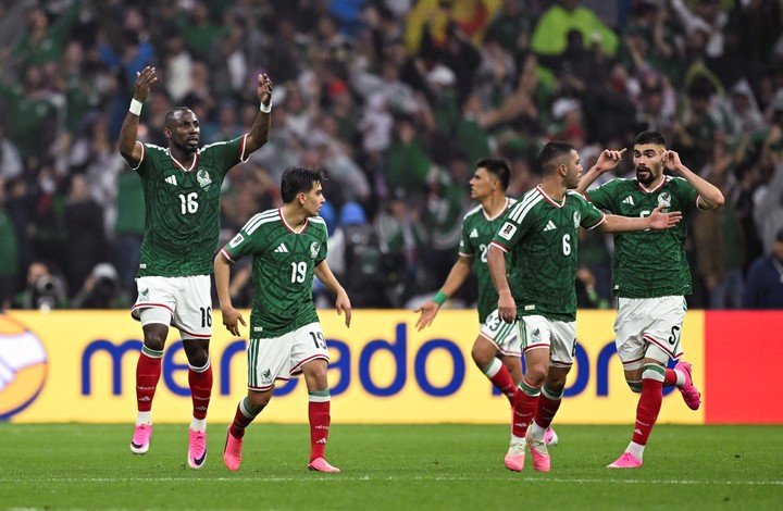 México corrió de atrás todo el partido.
Foto: Xinhua