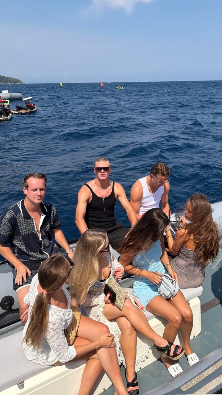 Haaland festejó su cumpleaños junto a amigos (Foto: Instagram).