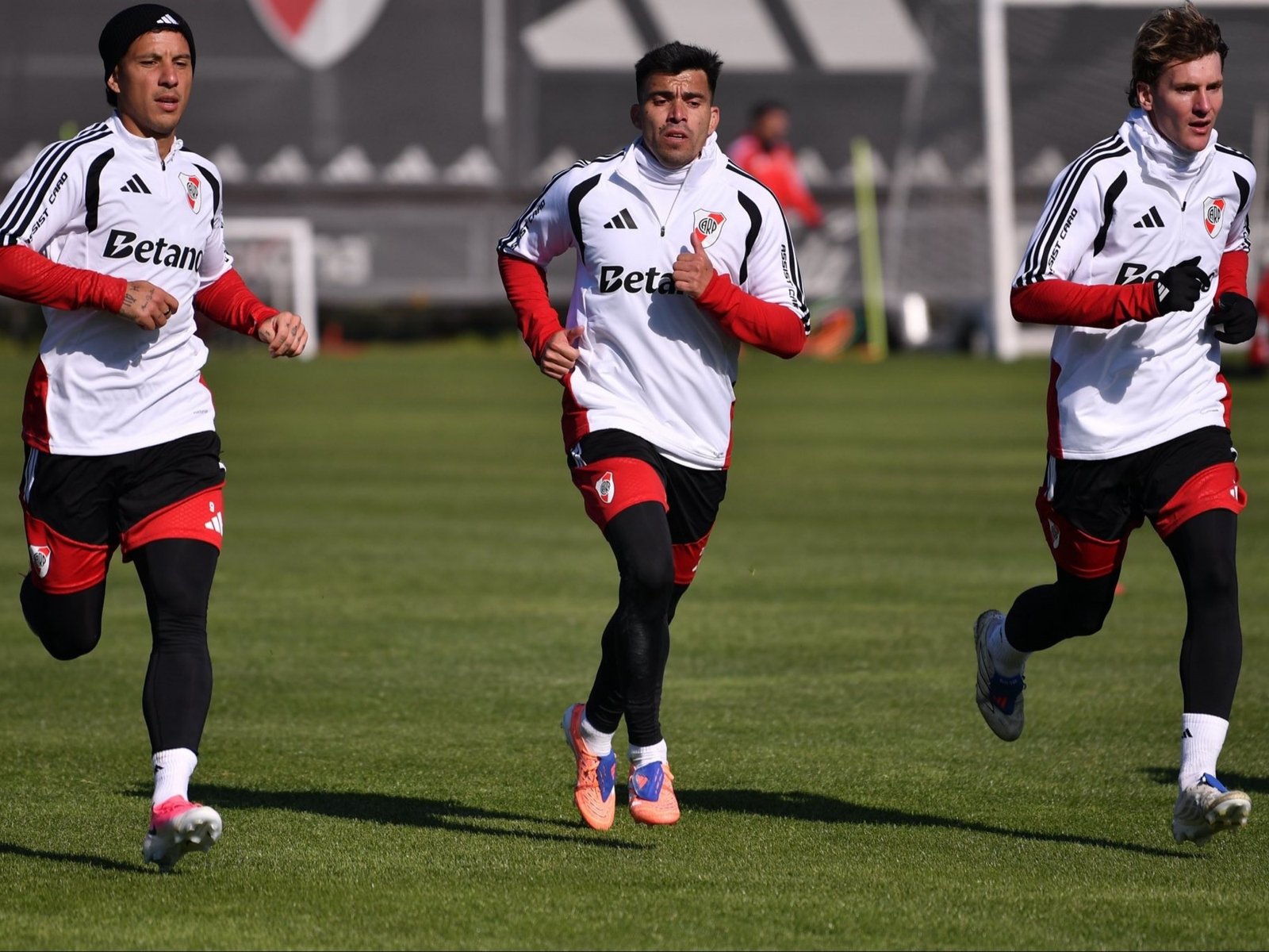 La pieza clave que recuperó Coudet en la práctica de River :: Olé