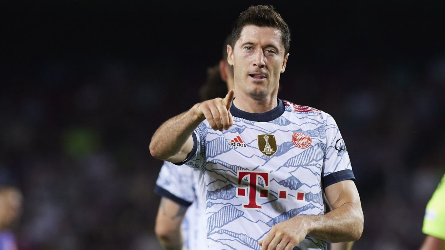 Lewandowski: “Se habla de un club en concreto… no considero ofertas de otros equipos”