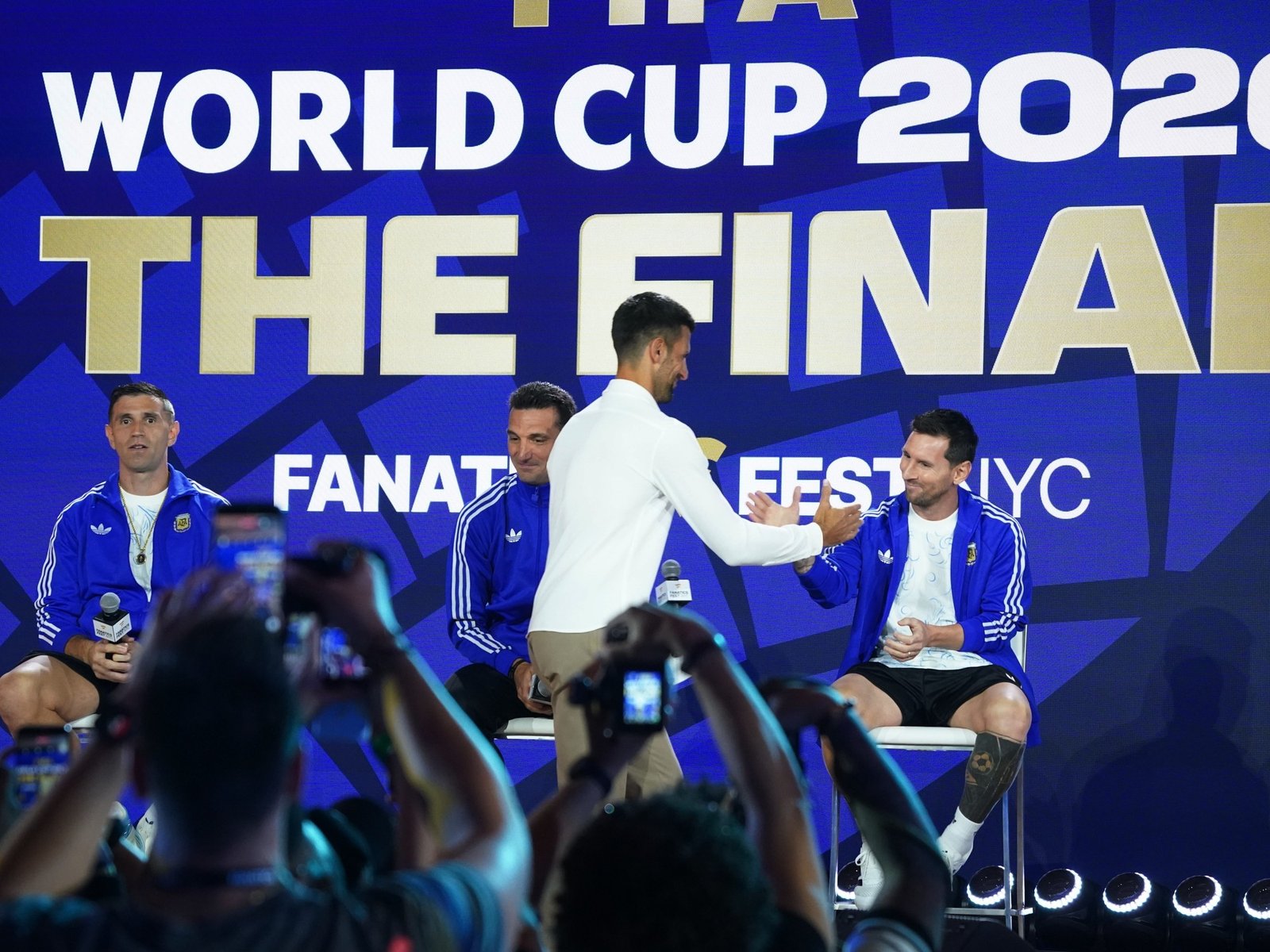 Messi, antes de la final: la pregunta que le hizo Djokovic y el recuerdo de la foto con Lamine Yamal de bebé :: Olé