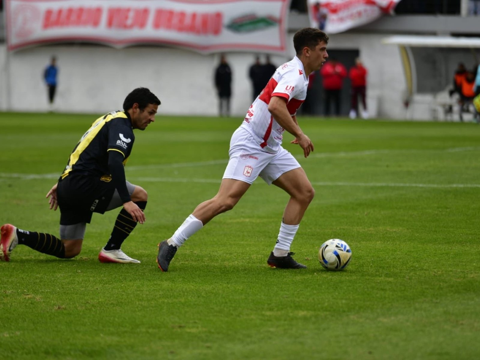 Morón se alejó y Almirante se quedó sin triunfo ante All Boys :: Olé