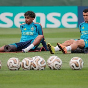 Lamine Yamal y Pedro Porro volvieron a entrenar a la par del grupo antes de enfrentar a la Argentina