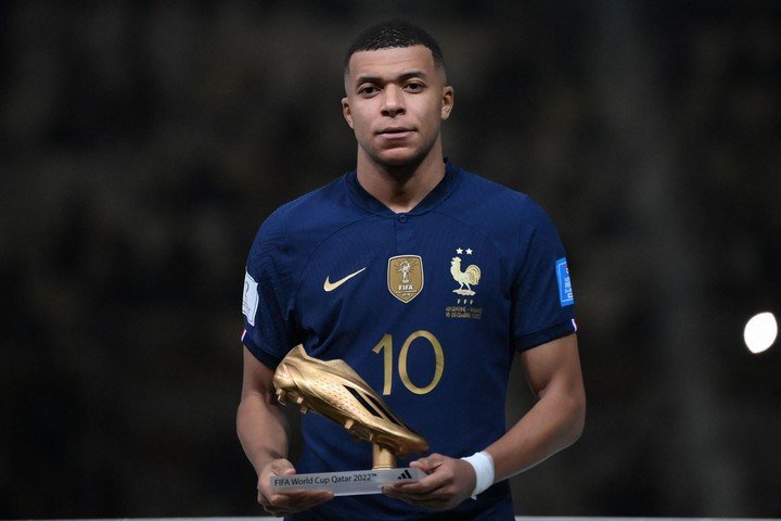 Mbappé ganó la Bota de Oro de 2022. (foto: AFP)
