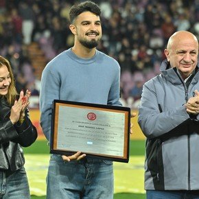 La oferta millonaria que Palmeiras rechazó por José López