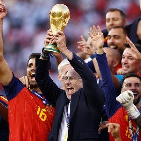 El récord histórico que consiguió Luis de la Fuente tras ganar el Mundial con España
