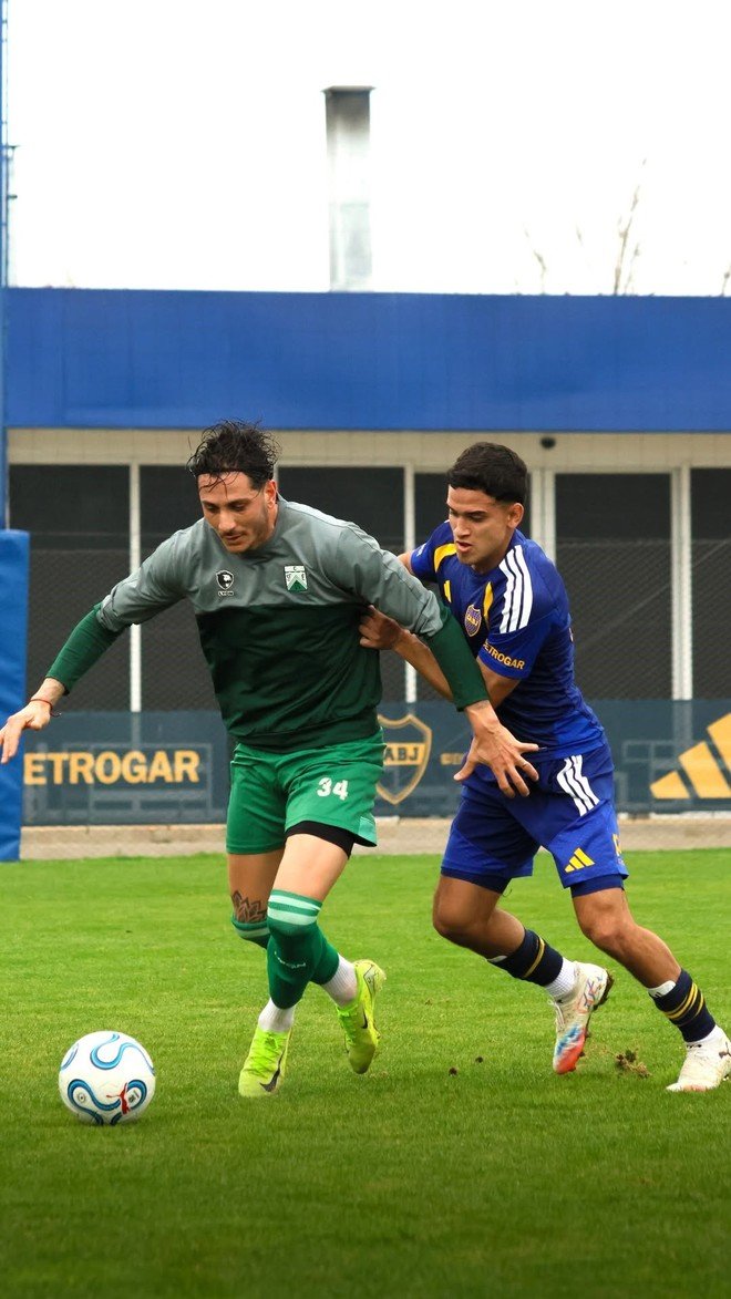 Los suplentes de Boca cayeron 1-0 ante los suplentes de Ferro en Boca Predio. Fotos @ferrooficial