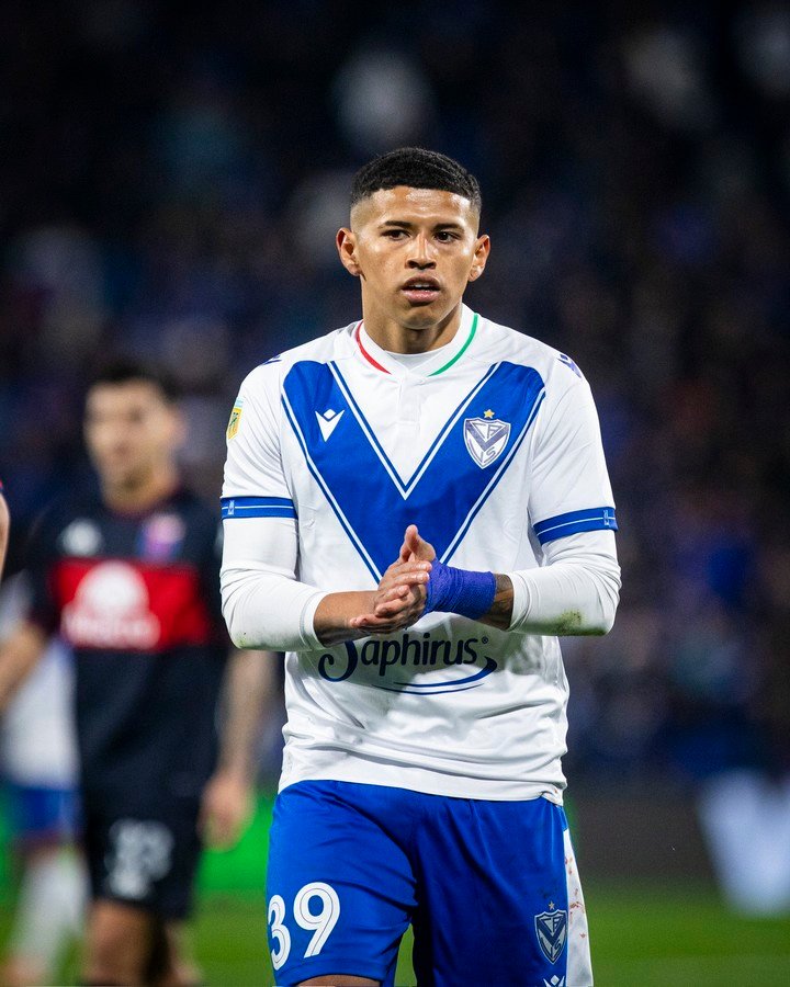 Imanol Machuca, otro que está cerca de caer al Rojo. (Foto: Prensa Vélez)