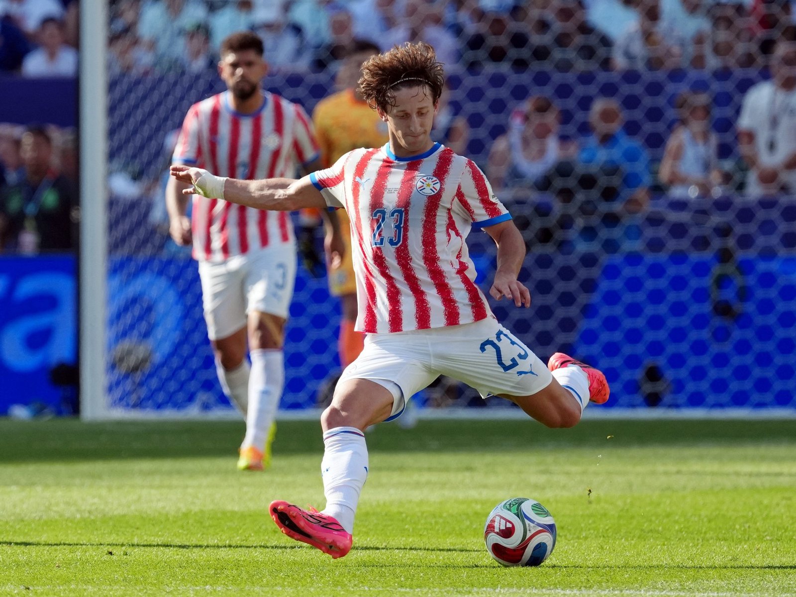 River, expectante: la propuesta europea que recibió Galarza Fonda :: Olé