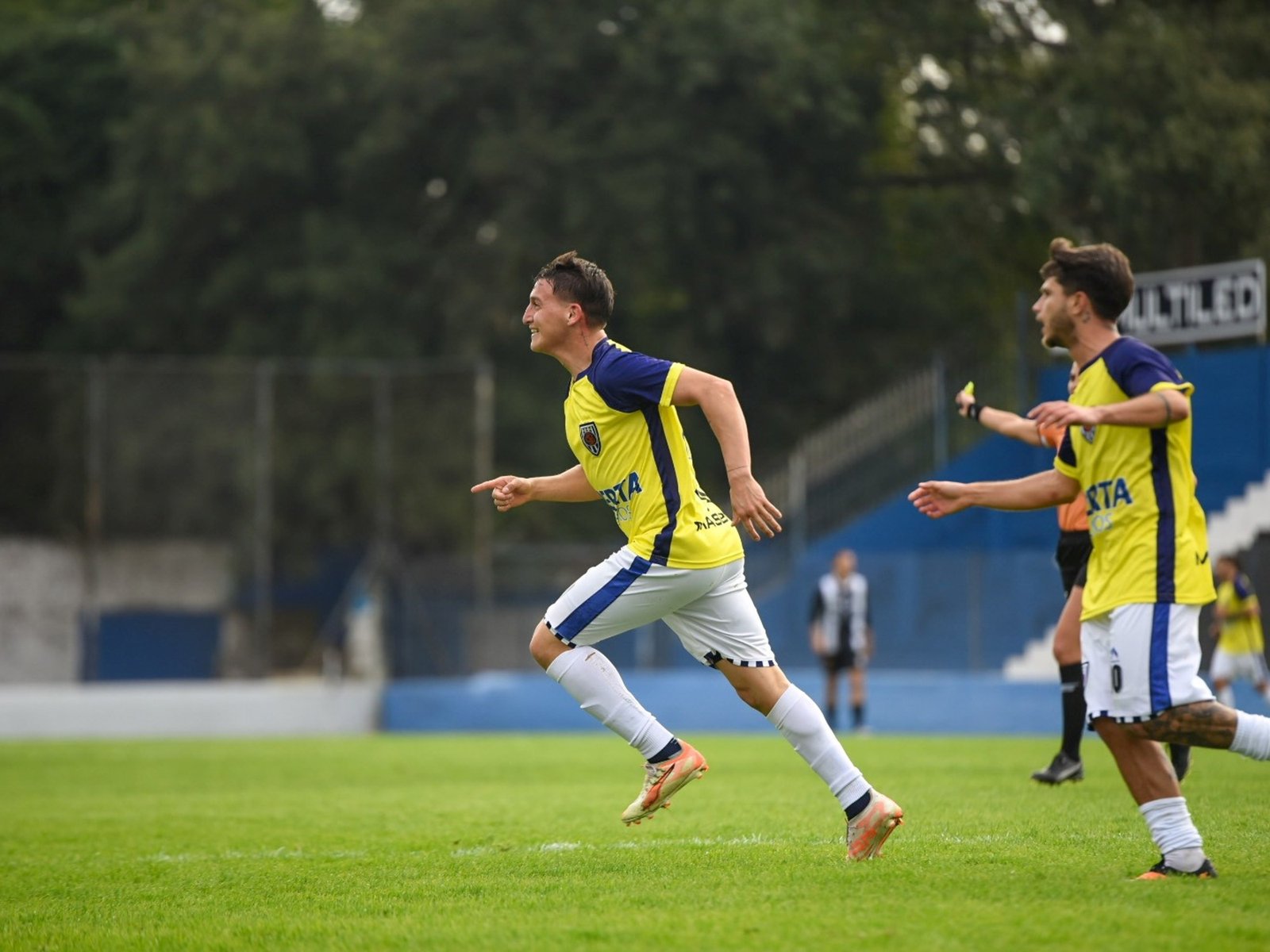 Sportivo Barracas se repuso de tres derrotas consecutivas y le ganó a El Porvenir :: Olé