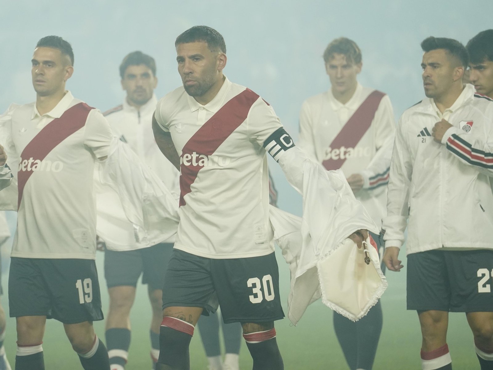 Todos los videos del triunfo de Barracas frente a River por el debut del Clausura :: Olé