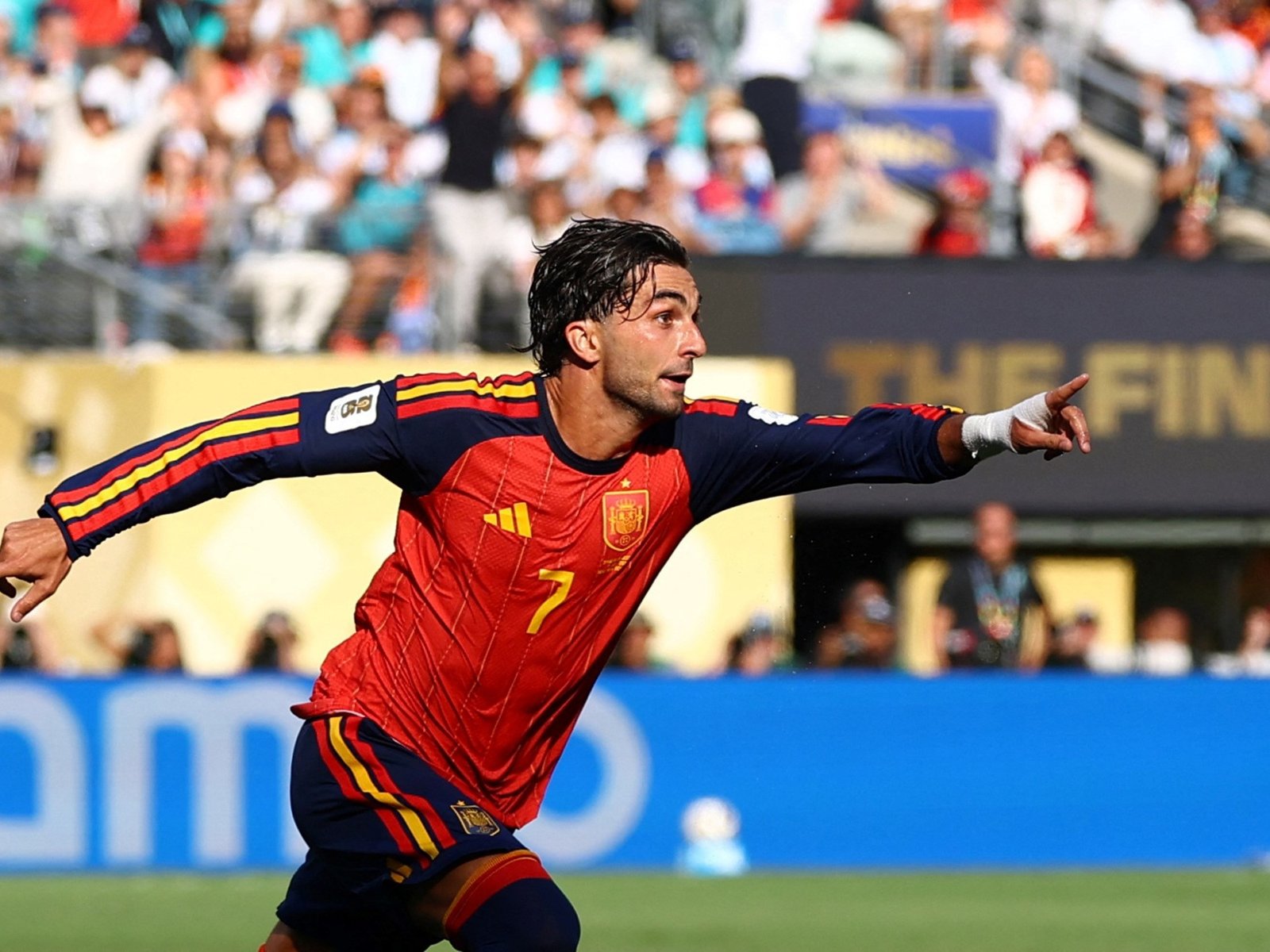 Uno por uno, todos los titulos de la selección de España a lo largo de la historia :: Olé