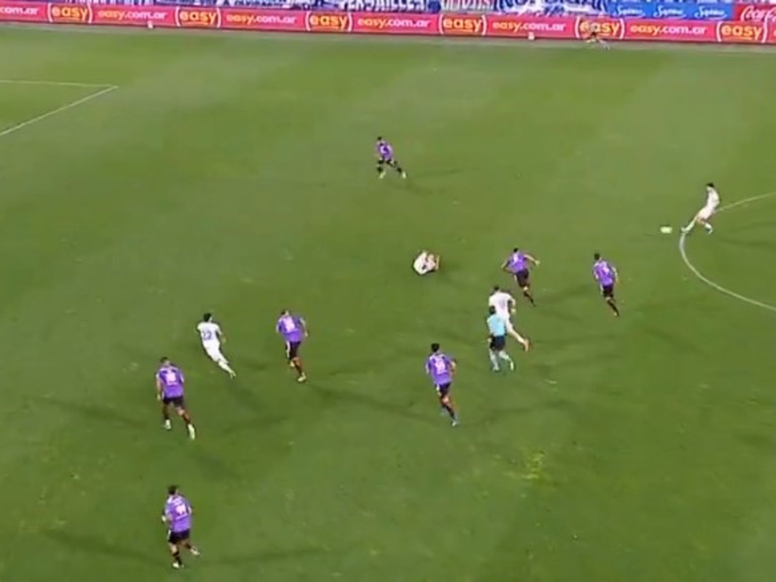 Video: la asistencia top del pibe de Vélez que River sigue de cerca para comprarlo :: Olé