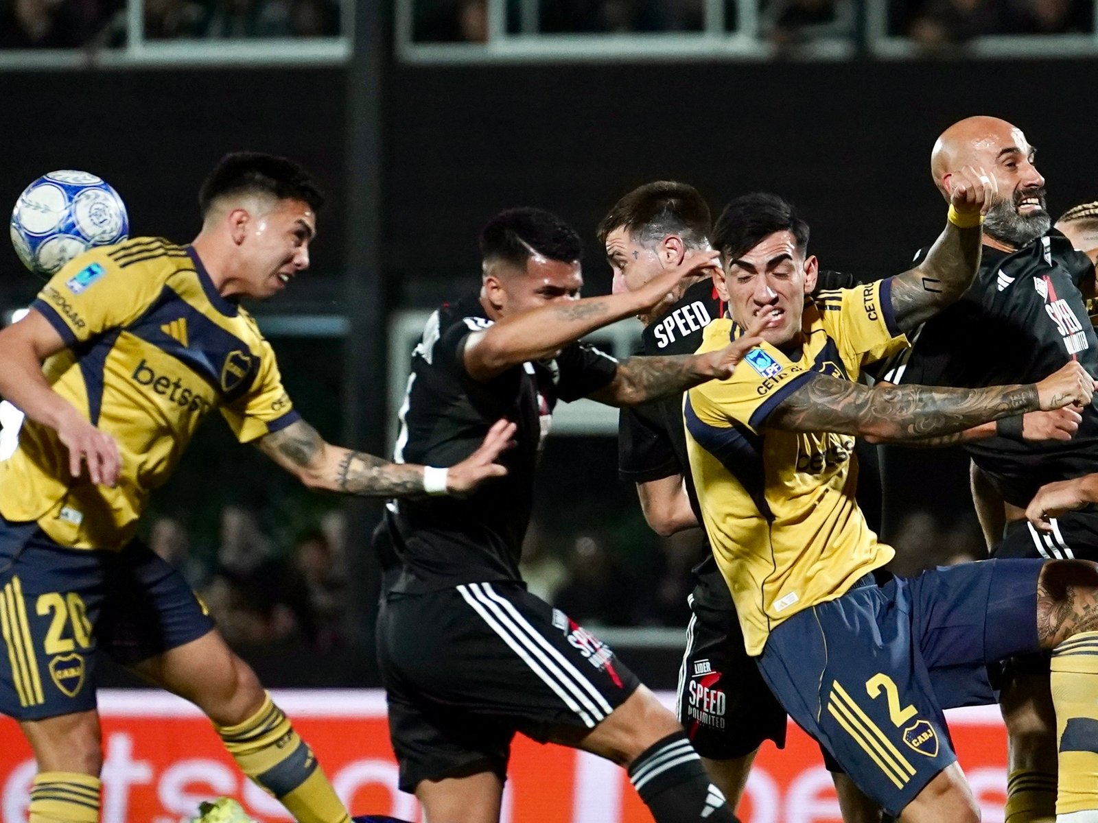 Video: mala marca de Boca en el 1 a 0 de Riestra :: Olé