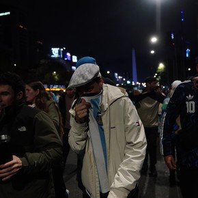 El festejo por la final perdida terminó con incidentes y detenidos en el Obelisco
