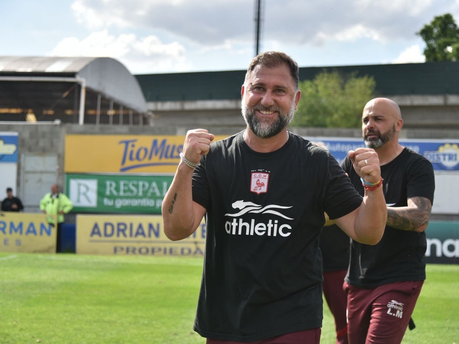 Walter Otta, con Olé: "Volvimos al club para cumplir el sueño de dirigir a Morón en Primera" :: Olé