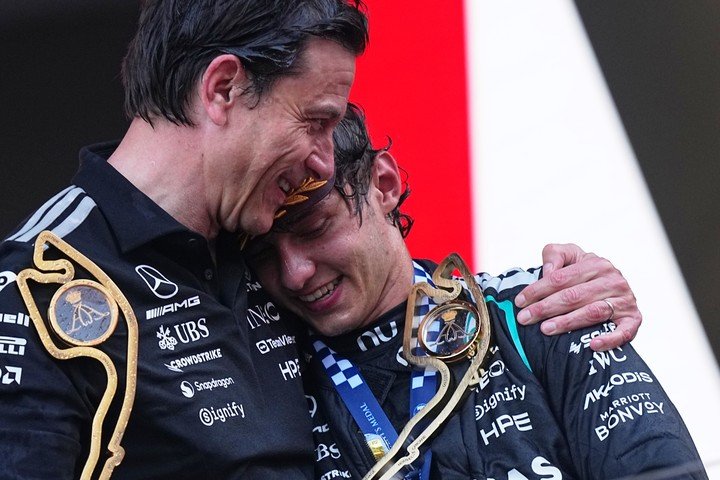 El apoyo de Toto Wolff. "Toto y su esposa Susie son personas extraordinarias. Con el tiempo construimos una relación muy linda, basada en el respeto mutuo", expresó Marco Antonelli. Foto AP Photo/Fatima Shbair
