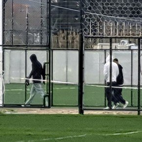 Olé en Cantilo: entre obreros y Juveniles, así es un día de los borrados de River