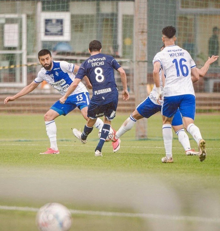 La figura del club platense contra el Majachkalá. 