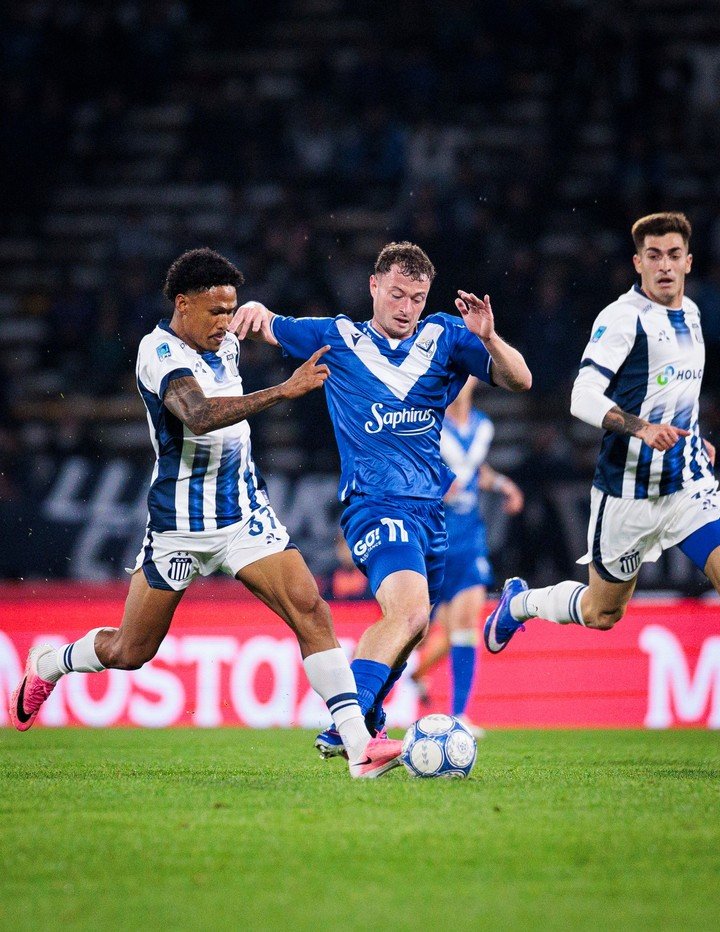Partido entre Vélez y Talleres de Córdoba.
