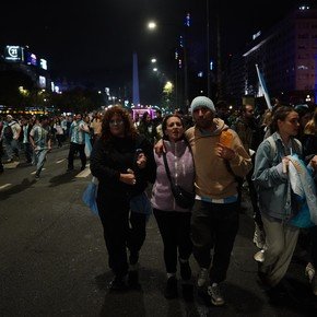 Fuertes incidentes en el Obelisco después de la final perdida por Argentina