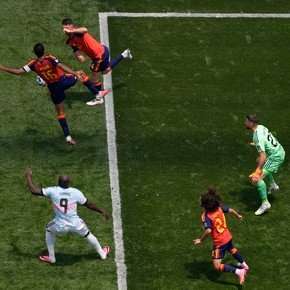 Las tres manos por las que se reclamaron penal en España - Bélgica