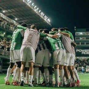 Banfield, lleno de problemas, visita a Huracán en el debut del Clausura