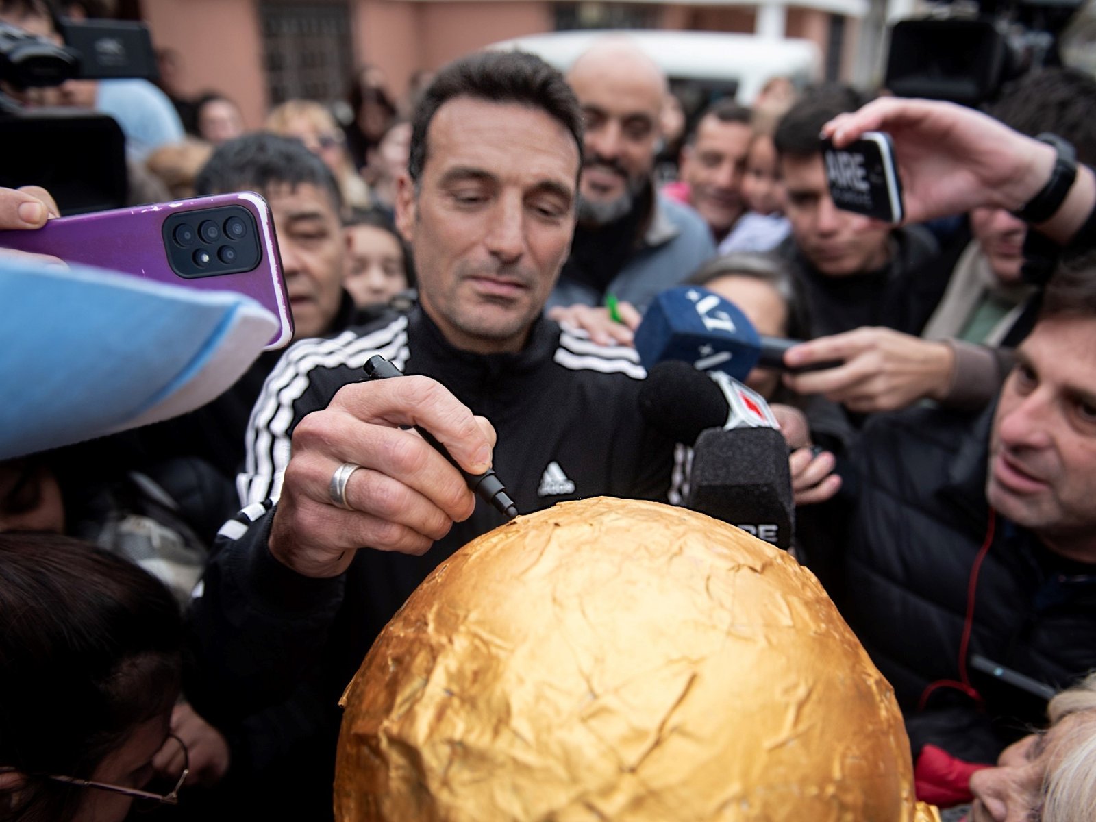 qué queda después de ser campeón y subcampeón del mundo, la pregunta que se hace Scaloni para definir si se queda o se va