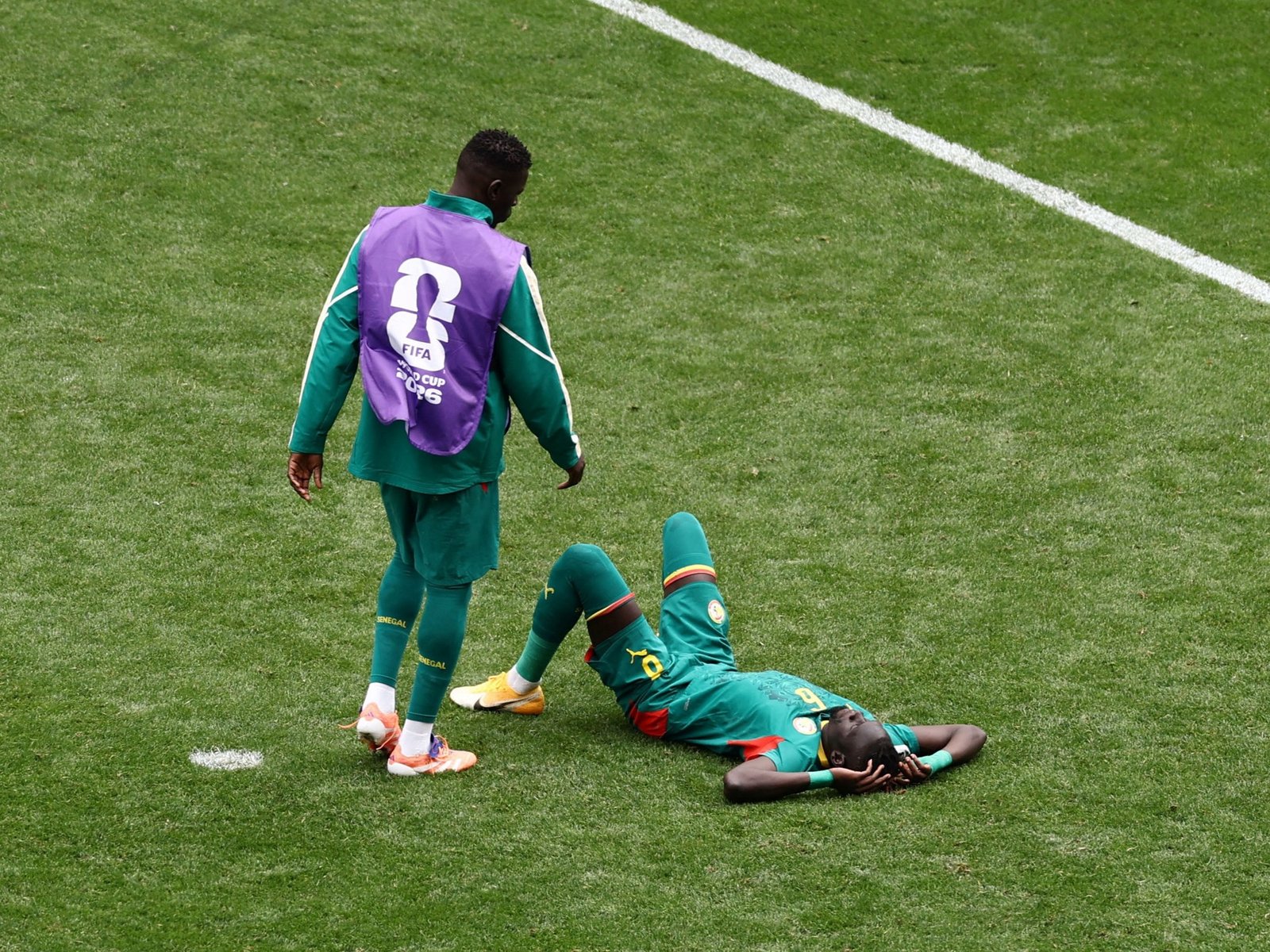 revelan que el médico a cargo de la Selección es ginecólogo