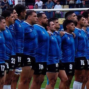Con guiño a Maradona y México '86: Los Pumas salieron con una camiseta similar para enfrentar a Inglaterra