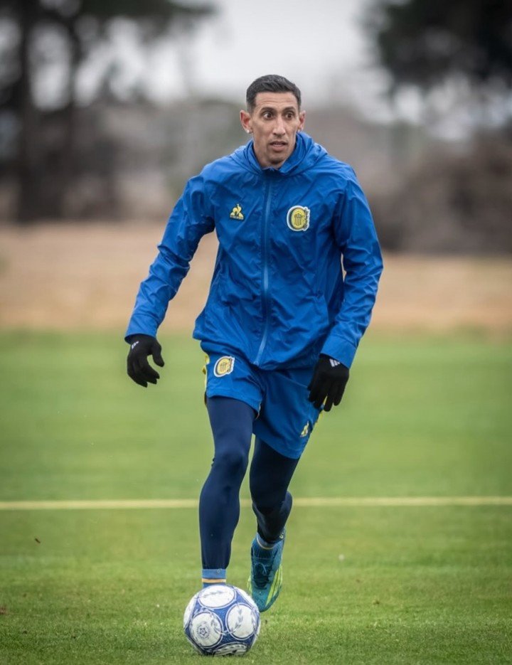 Di María, listo para un nuevo torneo. (@angeldimariajm).