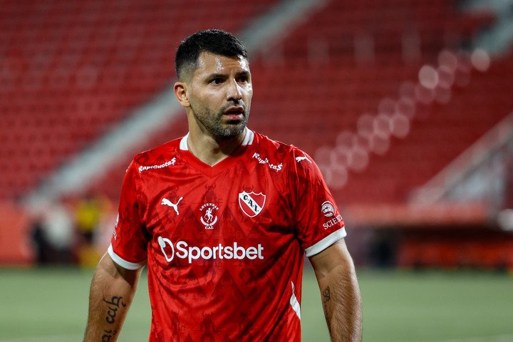 Sergio Agüero volvió a jugar para el Senior en marzo de 2025. (Foto: Cristina Sille)