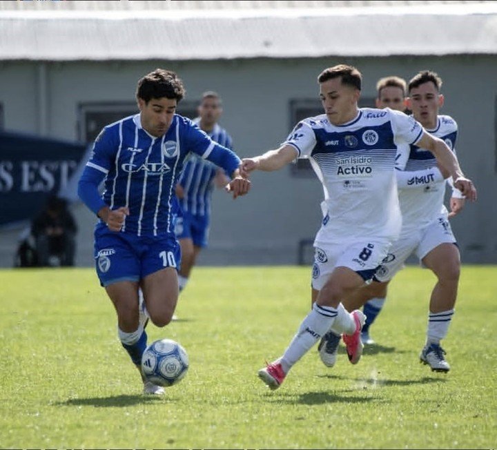 Vicente Poggi se fue expulsado sobre el final. (@clubgodoycruzoficial)
