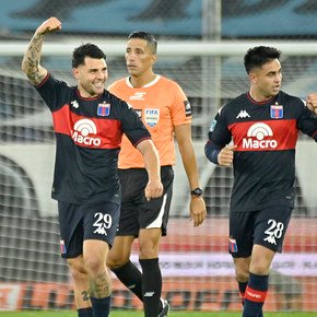 Golpe Matador: Tigre venció con autoridad a Racing en un Cilindro que explotó de bronca 