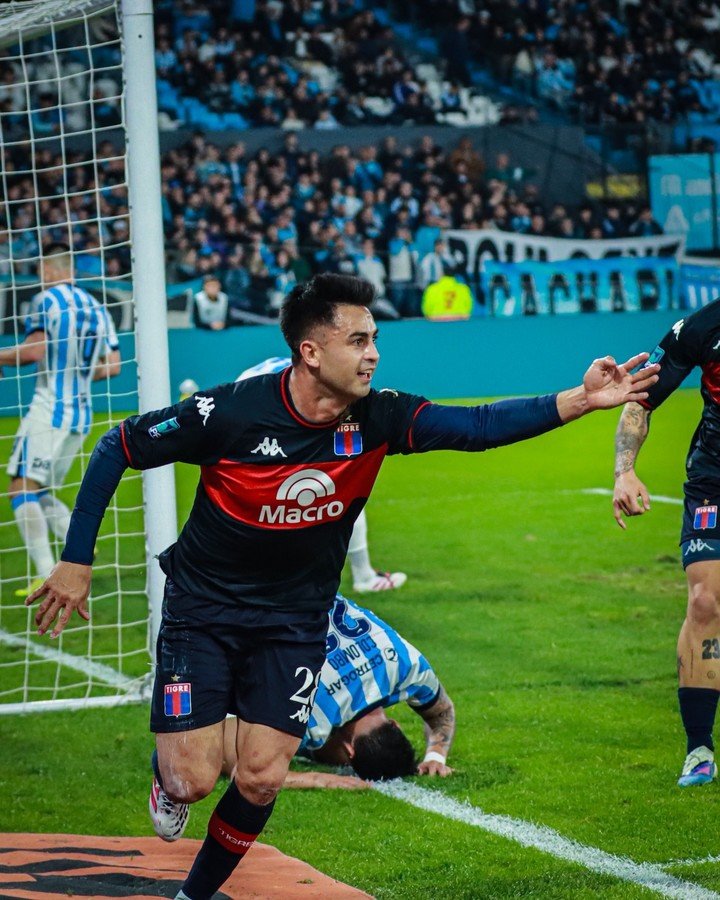 Gonzalo Pity Martínez convirtió para Tigre en cancha de Racing. (Prensa Tigre)
