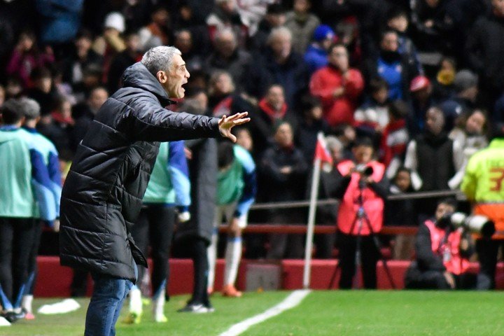 Juan Pablo Vojvoda, técnico de Racing, ante Argentinos Juniors (Fotobaires).