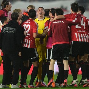 Paliza: Estudiantes goleó a Gimnasia, que terminó con dos menos y sufrió el partido