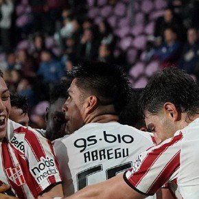 Lo dejó sin Grana: Instituto pegó en la última y se llevó un triunfazo de Lanús