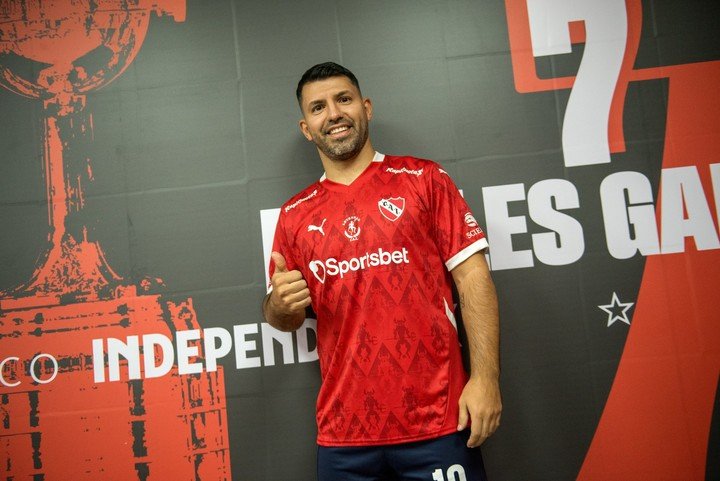 Agüero anunció que acompañará a la Lista Roja y movió toda la interna de Independiente.
