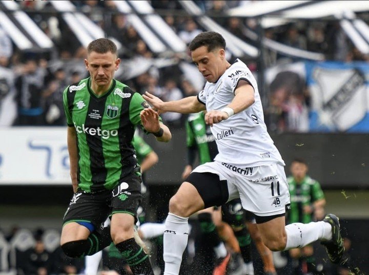 All Boys se llevó un triunfo clave en el clásico.