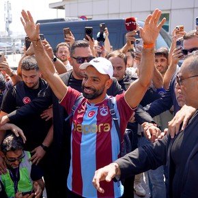 Mohamed Salah: salario millonario y un recibimiento masivo en Turquía