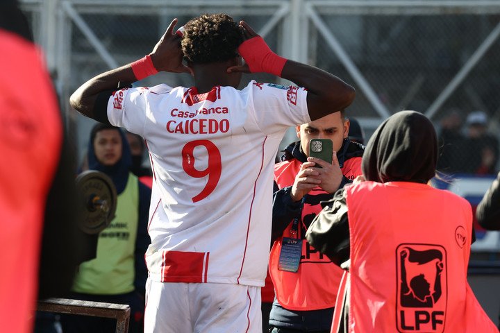 Caicedo se disculpó por su festejo.