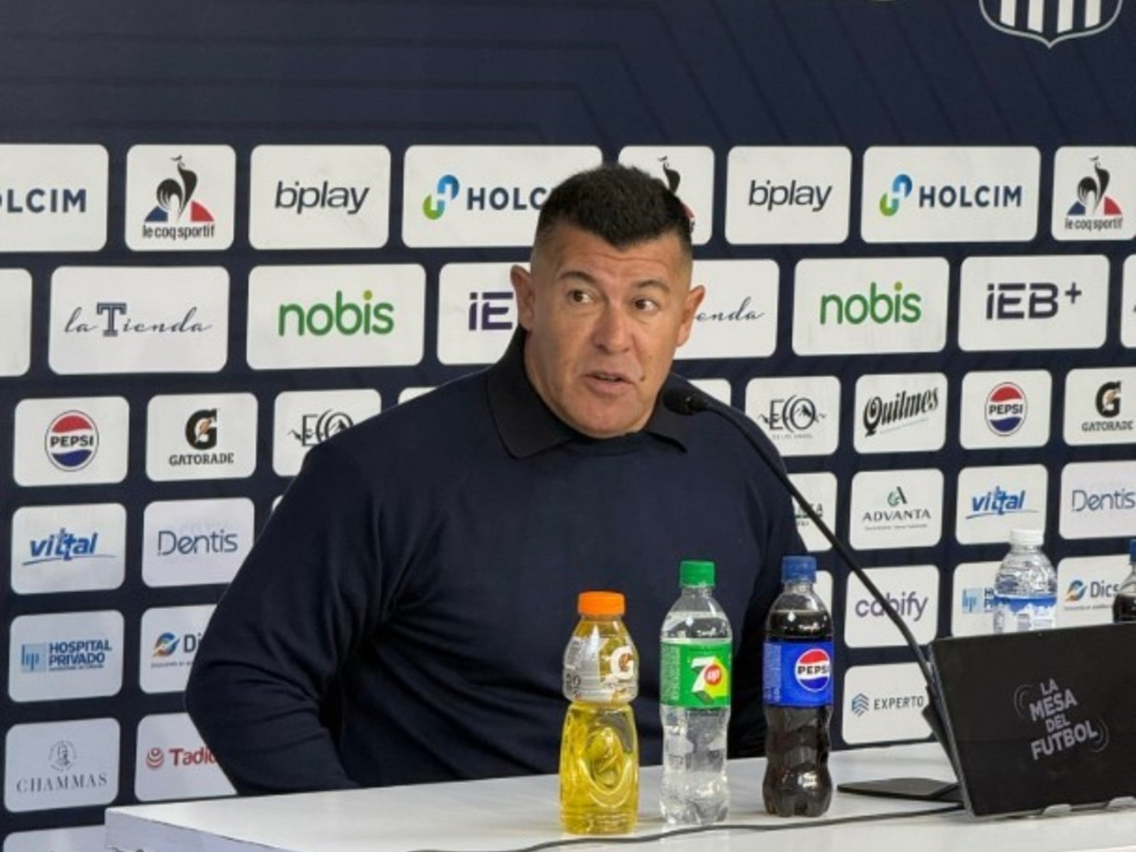 Almirón, entre la eliminación copera y la reacción vs. Talleres: "Dar vuelta la página" :: Olé
