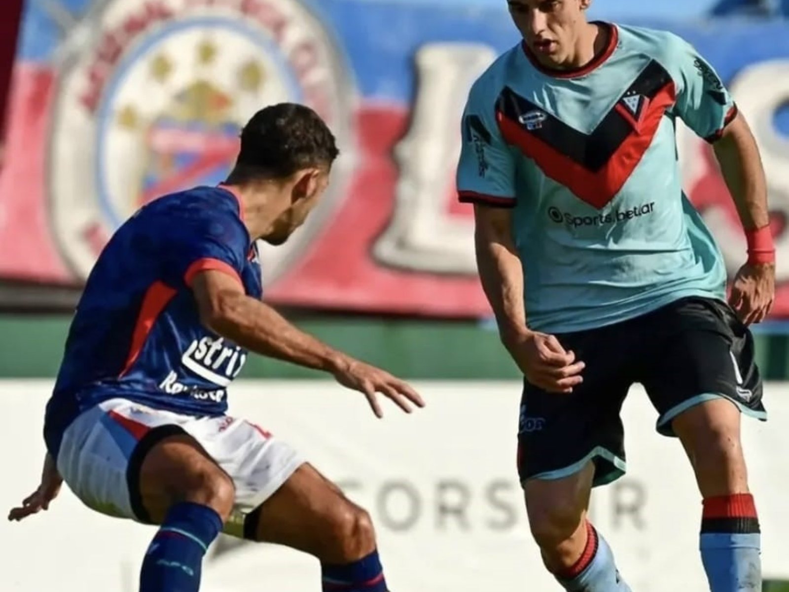 Arsenal no pudo con Brown (A) y sigue dejando pasar chances claves :: Olé